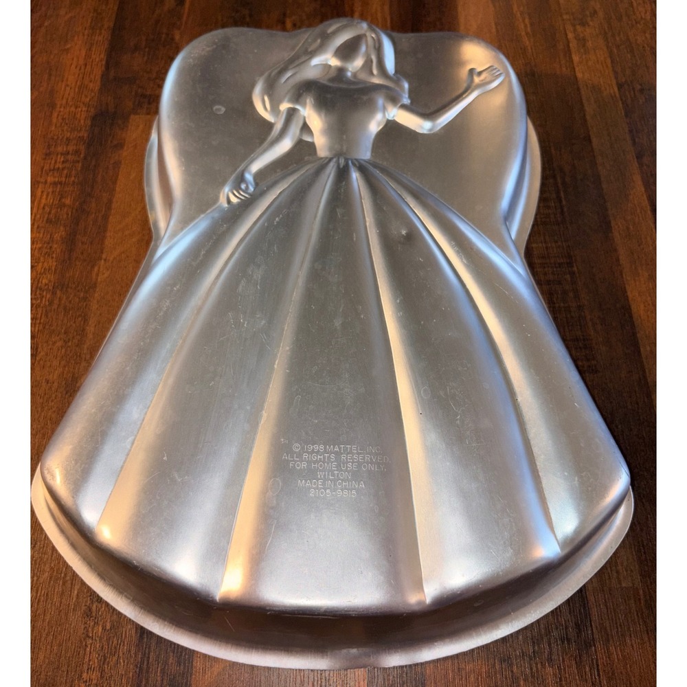 Wilton Barbie Princess Cake Pan 1998 Mattel Aluminum Shaped Mold 2105-9815